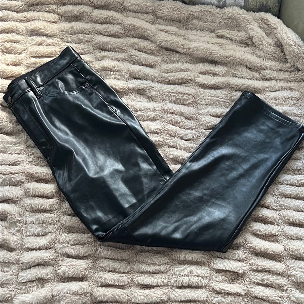 GAP High Rise Cheeky Straight Faux Leather Pants Black Size 10 90s Chic